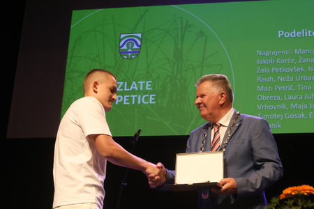 ZLATA PETICA 105 FOTO LJUBO VUKELIČ